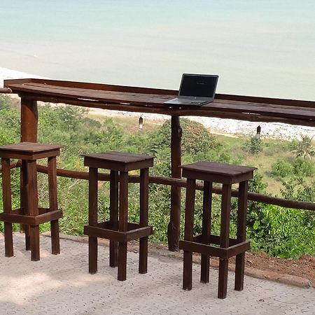 Abuesi Beach Resort Sekondi-Takoradi Zewnętrze zdjęcie
